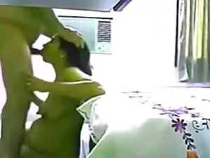 دارای موی سرخ با نون ...