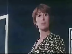 دختر با خروس بزرگ, ح ...