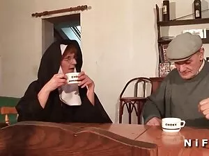ماریا میلان راشل سنگ ...
