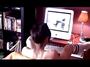 دختر از Vitya انگشت  ...