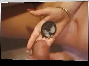 ایمو emo ما نشان می  ...